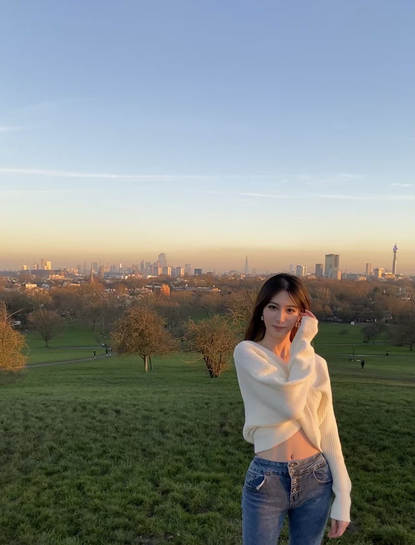 Oli, On Primrose Hill III
